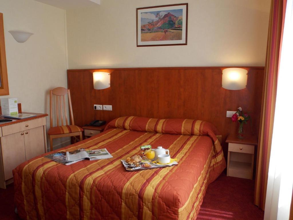 Hotel Chambord Vichy Quarto foto